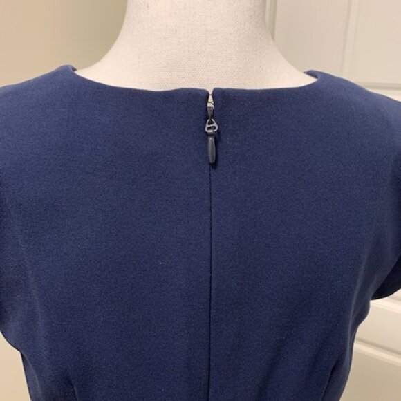 BCBGMaxazria Chic navy blue dress - Picture 4 of 8